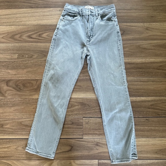 🔸Abercrombie & Fitch Gray Straight Leg Pants - Picture 3 of 8